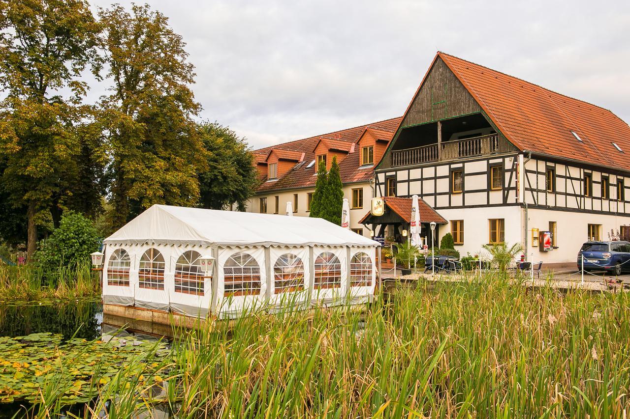 Hotel Groebern Am See Grobern Extérieur photo